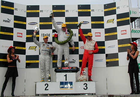 Vinderne af Årets først DTC Finale:
Michel Nykjær, Martin Jensen (2) samt Henrik Lundgaard (3).
(Foto: Motorsporten.dk)